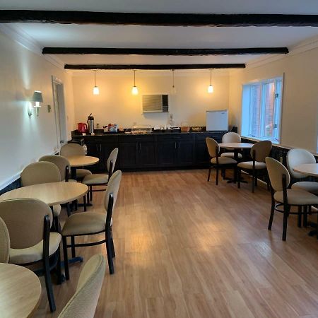 Travelodge By Wyndham Strasburg/Lancaster Amish Country Екстериор снимка