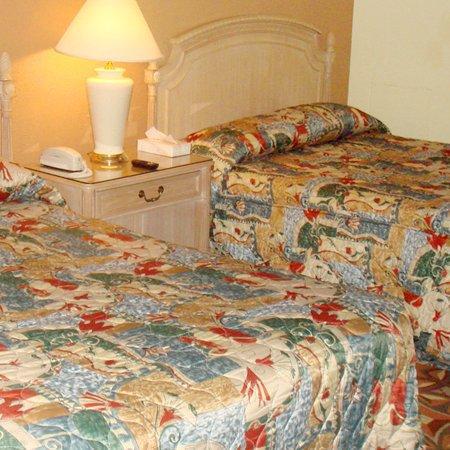 Travelodge By Wyndham Strasburg/Lancaster Amish Country Стая снимка