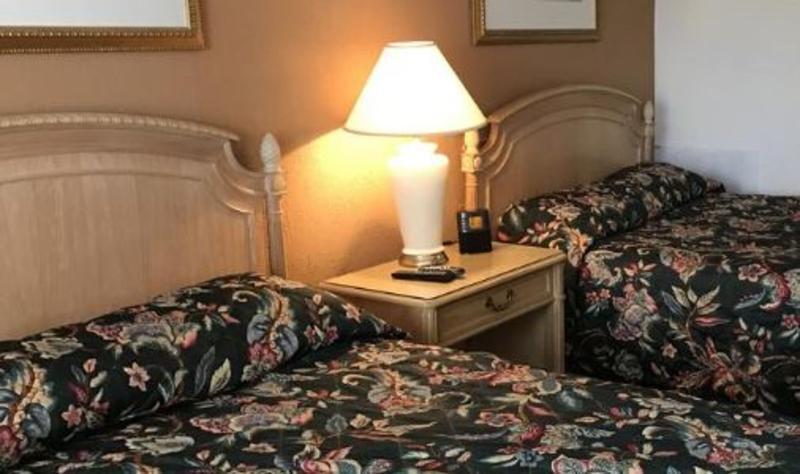 Travelodge By Wyndham Strasburg/Lancaster Amish Country Екстериор снимка